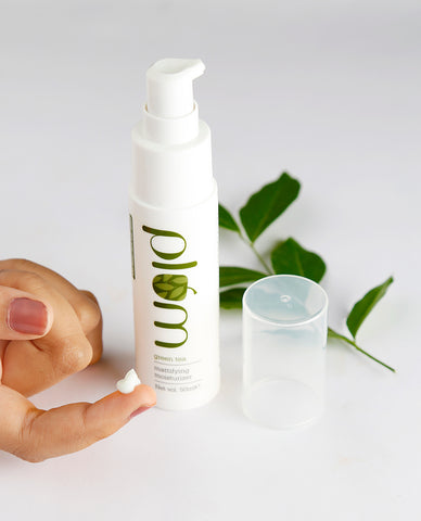 Plum Green Tea Mattifying Moisturizer