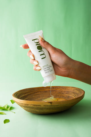Plum Green Tea Pore Cleansing Face Wash