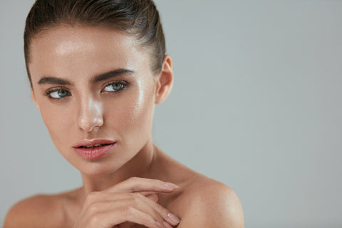 Plum Face oil as illuminator